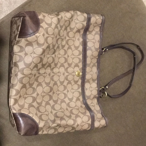 Coach tote - Picture 2 of 8